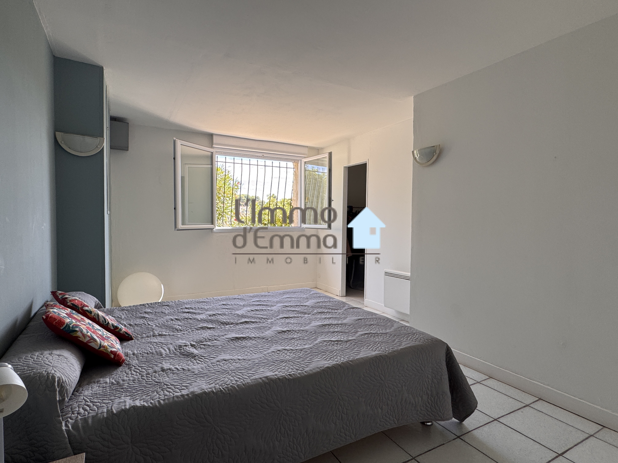chambre avec dressing logement 2 RDC